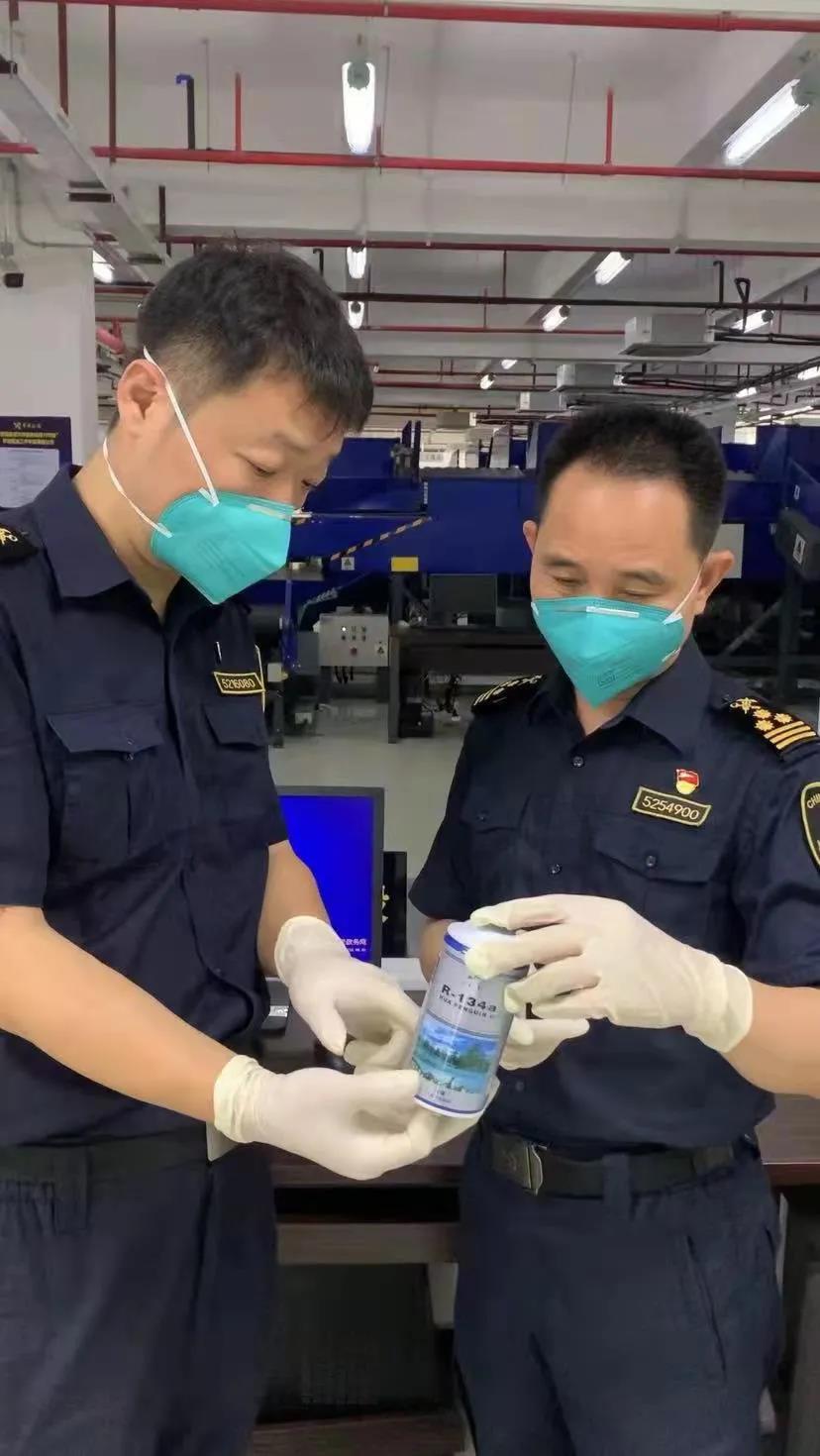 <a href='http://www.126163.net' title='危險品運輸' >危險品運輸</a>