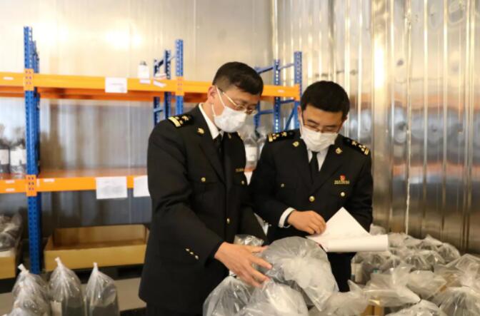 <a href='http://www.126163.net' title='危險品運輸' >危險品運輸</a>