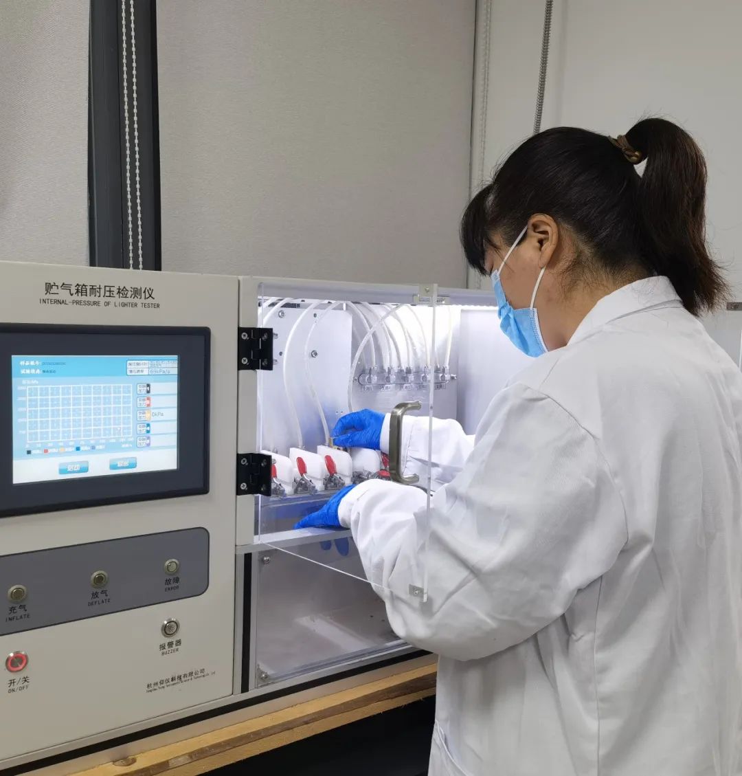 <a href='http://www.126163.net' title='危險品貨運' >危險品貨運</a>